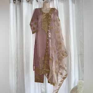 Salwar kameez